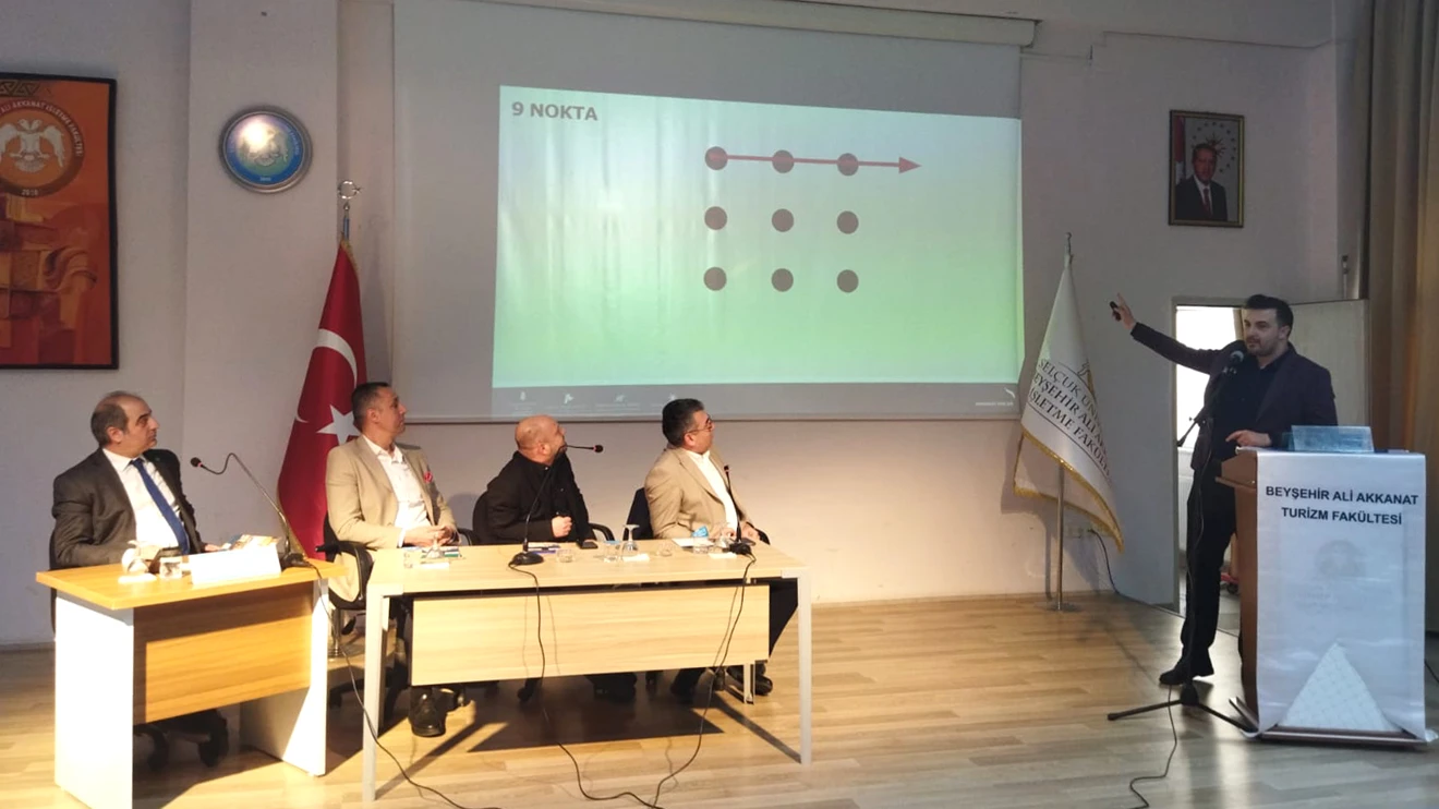Selçuk Üniversitesinde ‘Kariyer Paylaşımı’ söyleşisi düzenlendi 